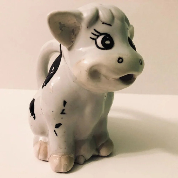 Vintage Ceramic Cow Creamer 4.5 Inch Tall Figurine - Picture 5 of 15